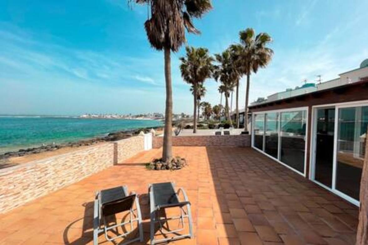 Corralejo Beach Villa San Antonio- Private Heated Pool, Breathtaking Sea View, Bbq, Fast Wifi By Amazzzing Travel エクステリア 写真